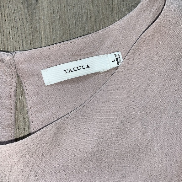 Talula Ruffle Frill Blush Shirt Large - Picture 2 of 8